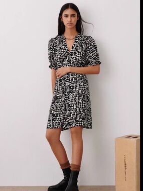 BA&SH “Oia”Black White Abstract Print V-Neck Button Front Parisian Chic Dress